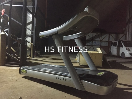 ボディー ビルの商業体育館のトレッドミルのTechnogym 16.1のインチTFT色スクリーン